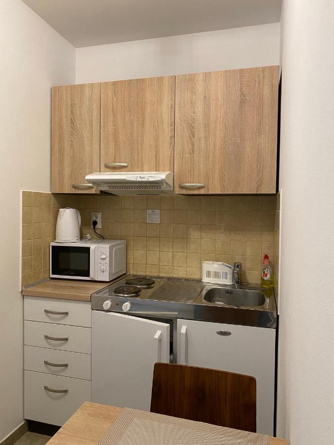 Besenova Apartman Diamant ภายนอก รูปภาพ