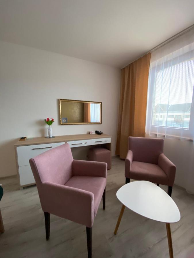 Besenova Apartman Diamant ภายนอก รูปภาพ